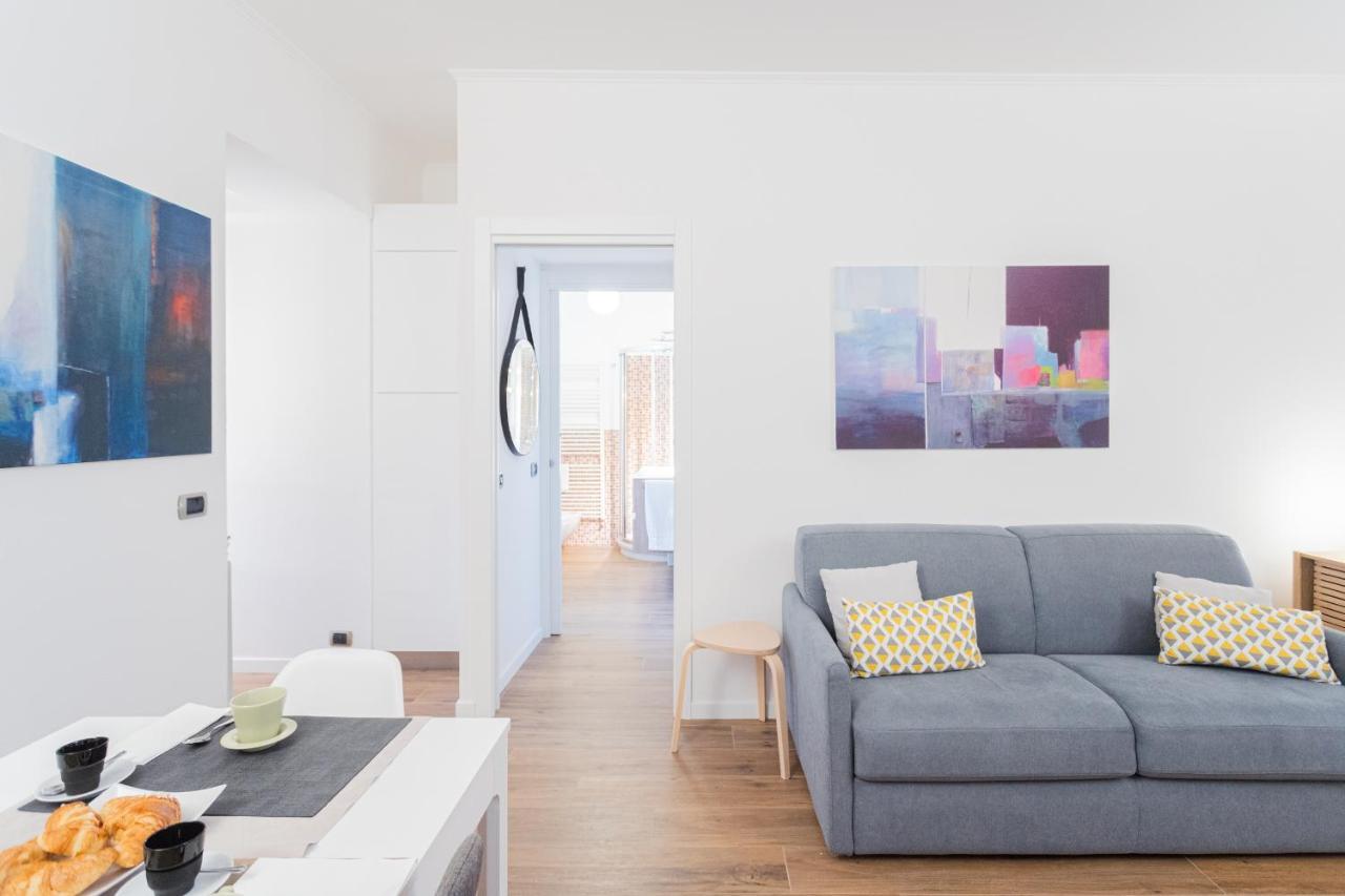 Apartamento Rosart House By Rent All Como Exterior foto
