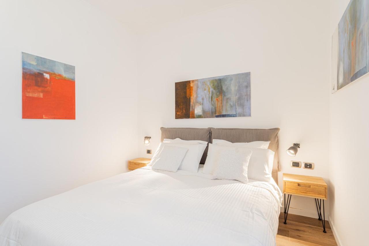Apartamento Rosart House By Rent All Como Exterior foto