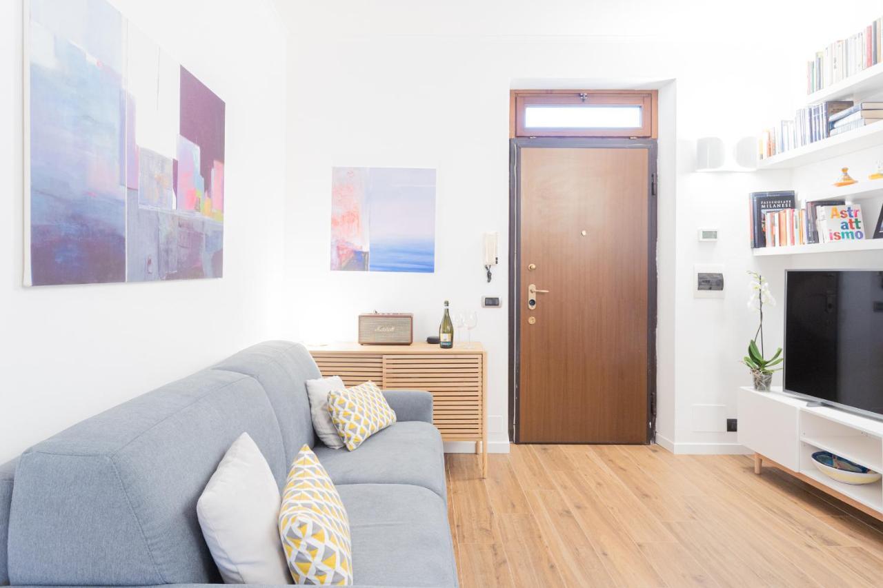 Apartamento Rosart House By Rent All Como Exterior foto